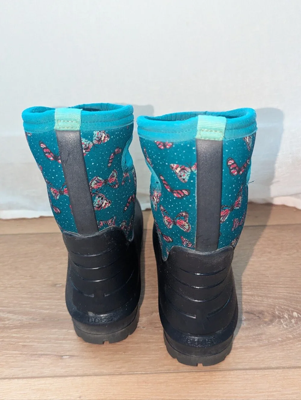 Bogs Neo Classic Waterproof Rain Muck Boots Youth Girls Size 3 Butterflies Teal